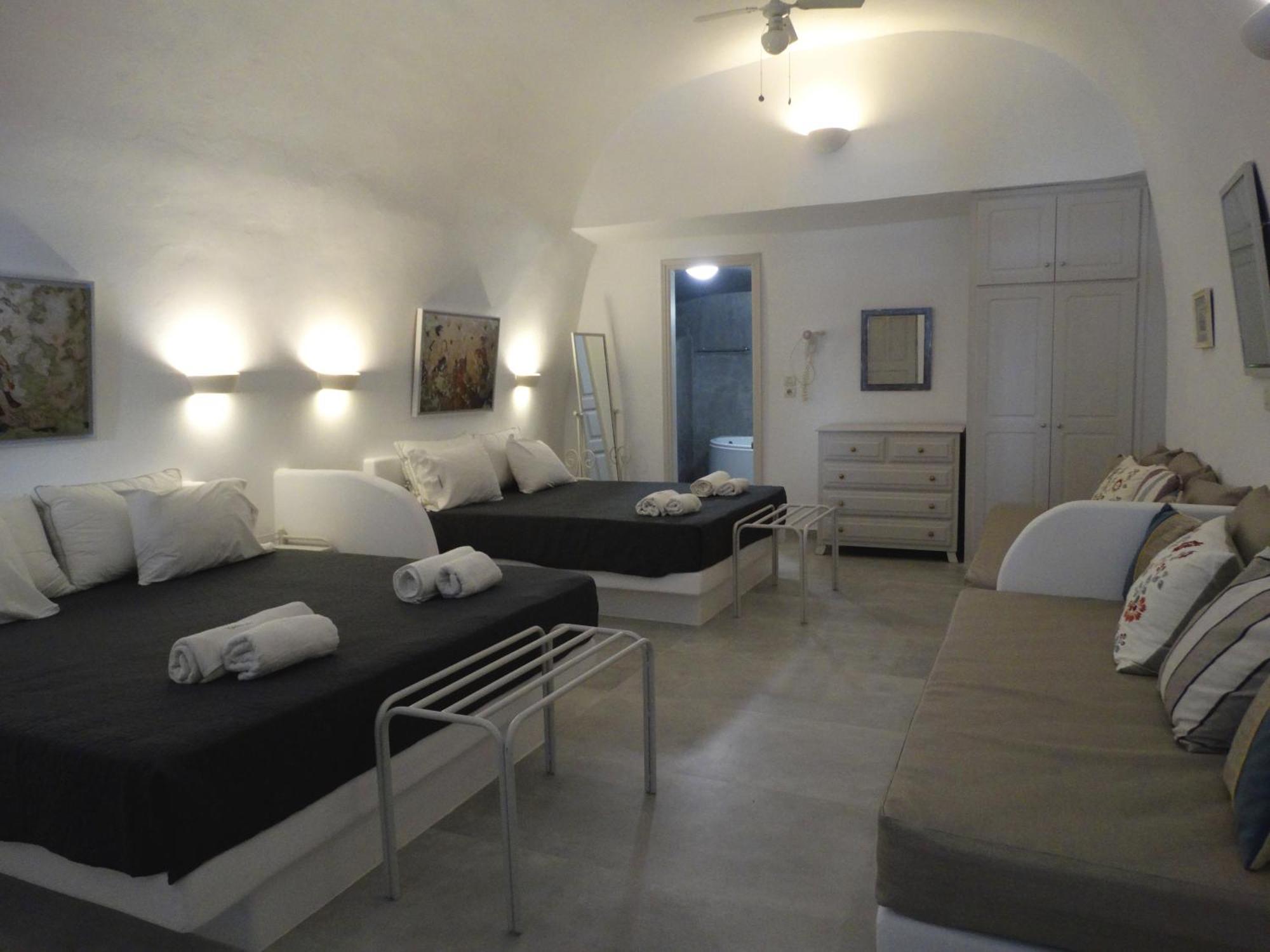 Yposkafo Suites - Villa - Santorini Fira  Eksteriør bilde